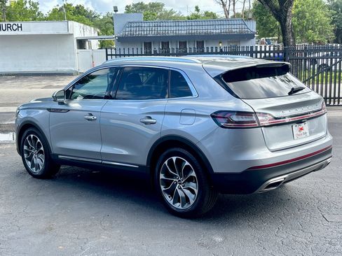 Used 2023 Lincoln Nautilus Reserve w/ Equipment Group 201A FWD image 4