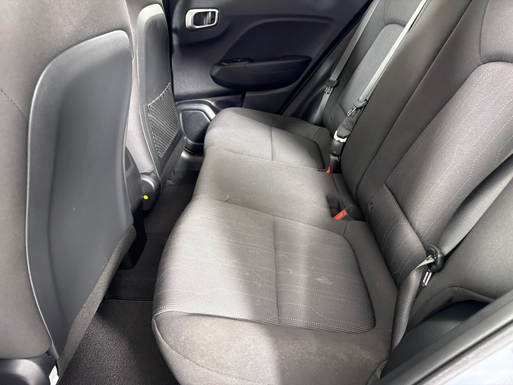 Used 2026 Hyundai Venue SE FWD image 17