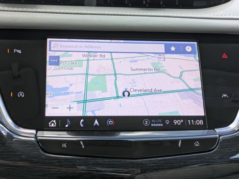 Used 2025 Cadillac XT6 Premium Luxury w/ LPO, Floor Liner Package FWD image 27