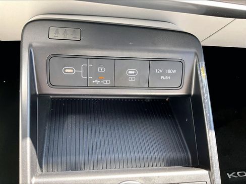 Used 2024 Hyundai Kona SEL image 25