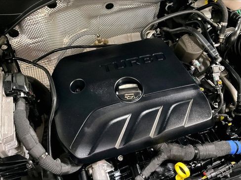 Used 2025 Buick Encore GX Preferred image 31