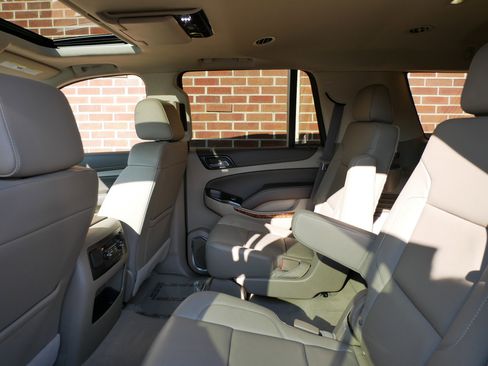 Used 2020 Chevrolet Tahoe Premier image 10