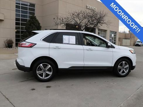 Used 2022 Ford Edge SEL w/ Convenience Package image 6