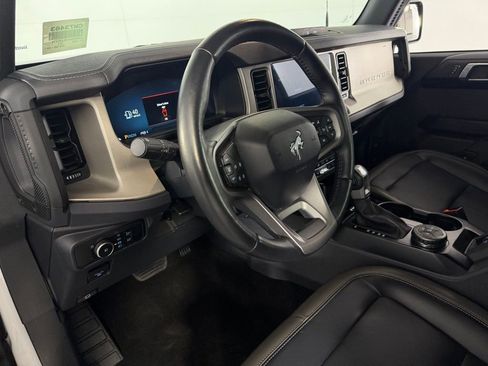 Used 2025 Ford Bronco Outer Banks AWD/4WD image 21