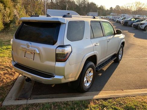 Used 2024 Toyota 4Runner SR5 image 32