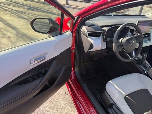 New 2026 Toyota Corolla SE image 9