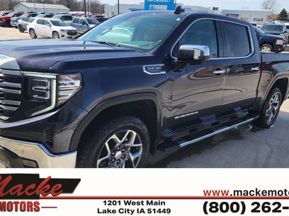 Used 2025 GMC Sierra 1500 SLT w/ SLT Premium Plus Package