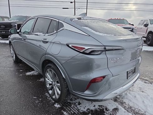 Used 2024 Buick Envista Avenir image 4