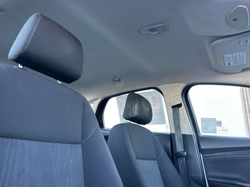Used 2015 Ford Focus S image 17