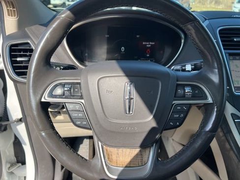 Used 2020 Lincoln Nautilus Reserve AWD/4WD image 28