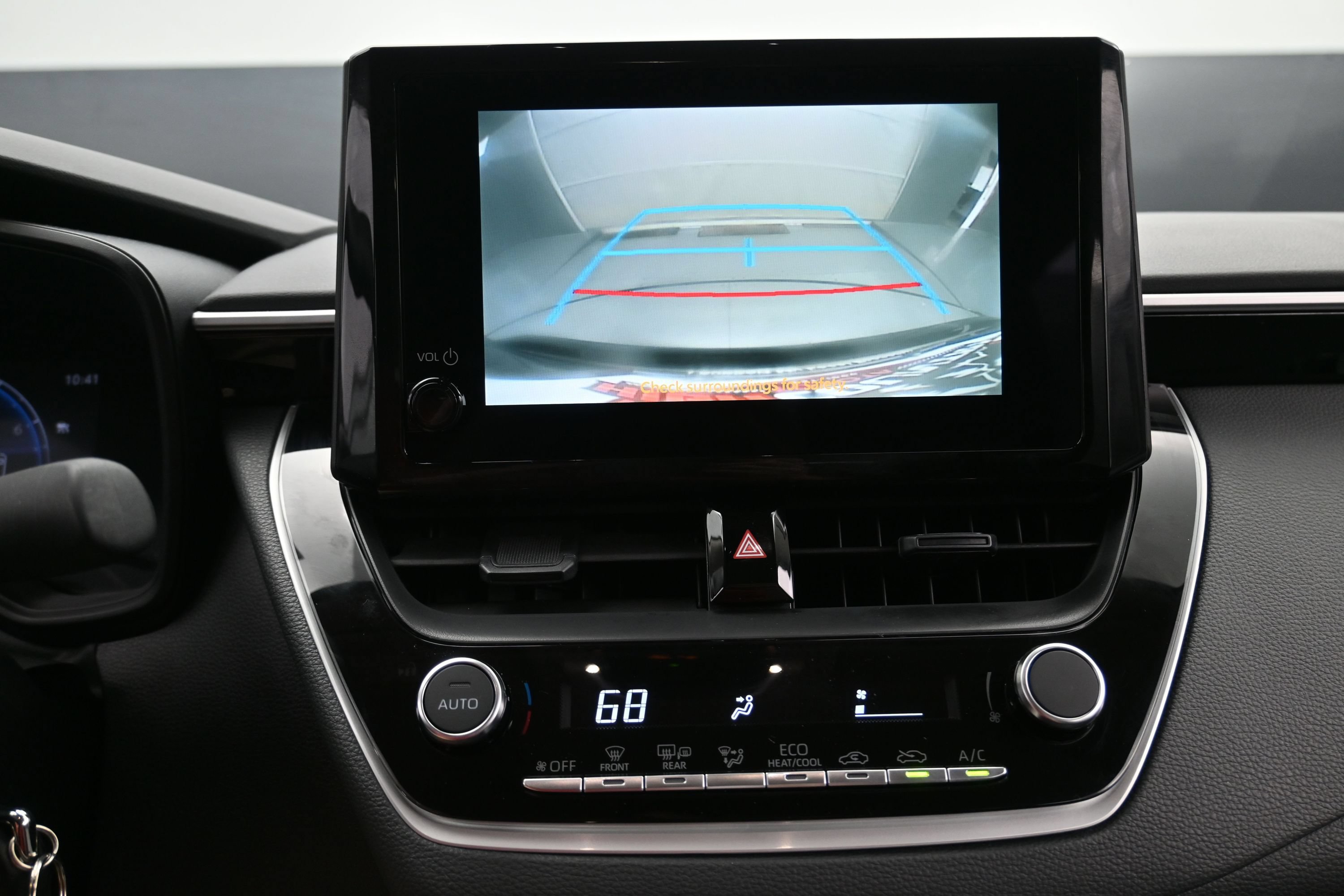Used 2026 Toyota Corolla LE FWD image 17