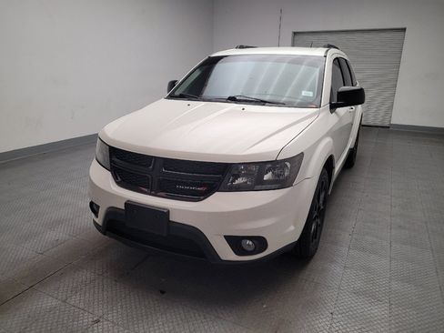 Used 2018 Dodge Journey SXT w/ Blacktop Package AWD/4WD image 15