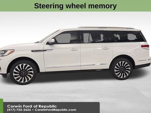 Used 2024 Lincoln Navigator L Black Label image 4