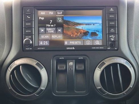 Used 2017 Jeep Wrangler Sport w/ Quick Order Package 24S AWD/4WD image 15