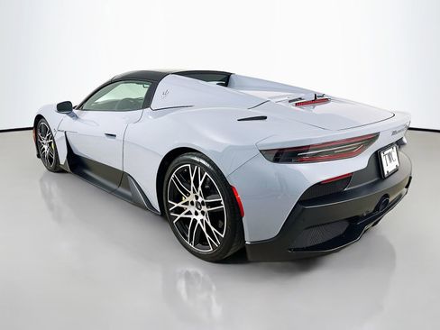 Used 2023 Maserati MC20 Spyder RWD image 7
