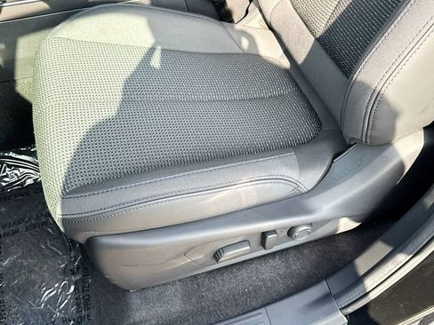 New 2026 Subaru Forester Premium AWD/4WD image 23