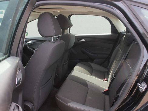 Used 2013 Ford Focus SE w/ Interior Protection Pkg FWD image 7