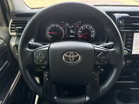 Used 2024 Toyota 4Runner TRD Off-Road Premium AWD/4WD image 12