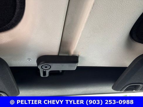 Used 2017 Jeep Wrangler Unlimited Sport w/ Connectivity Group AWD/4WD image 14