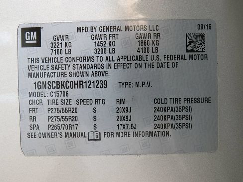 Used 2017 Chevrolet Tahoe LT w/ Luxury Package RWD image 42