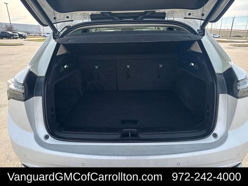 Used 2023 Buick Envision Avenir image 19