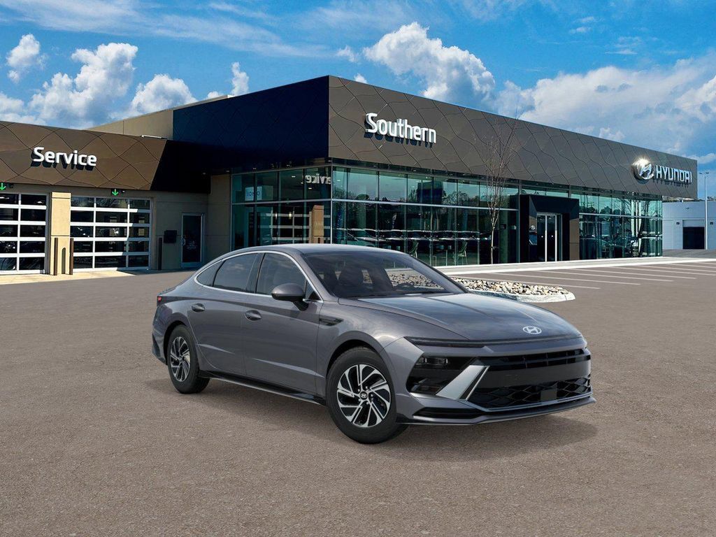 New 2026 Hyundai Sonata Blue FWD image 2