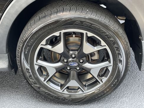 Used 2020 Subaru Crosstrek 2.0i Premium w/ Moonroof Package 2 AWD/4WD image 36