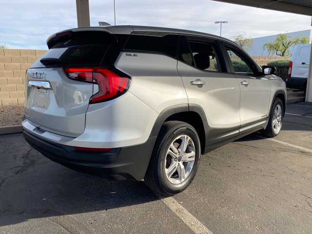 Used 2021 GMC Terrain SLE FWD image 3