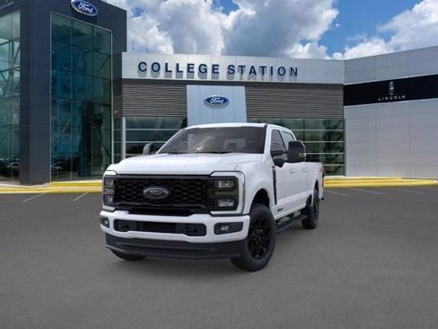 New 2026 Ford F250 Lariat w/ Black Appearance Package AWD/4WD image 2