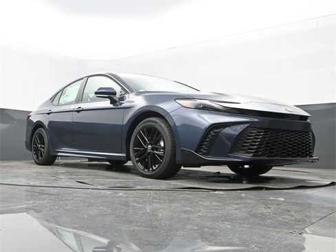 New 2026 Toyota Camry SE w/ Convenience Package image 23