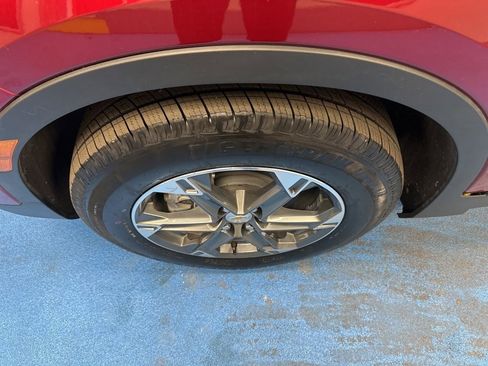 Certified 2025 Chevrolet Blazer LT image 14