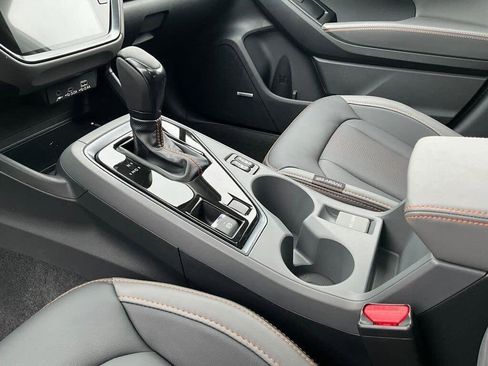 Used 2025 Subaru Crosstrek 2.5i Limited w/ Crosstrek Mirror Package image 18