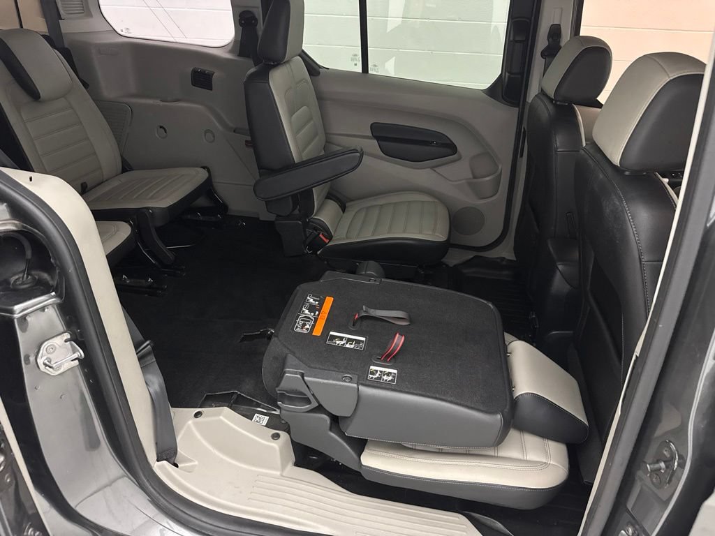 Used 2019 Ford Transit Connect Titanium FWD image 43