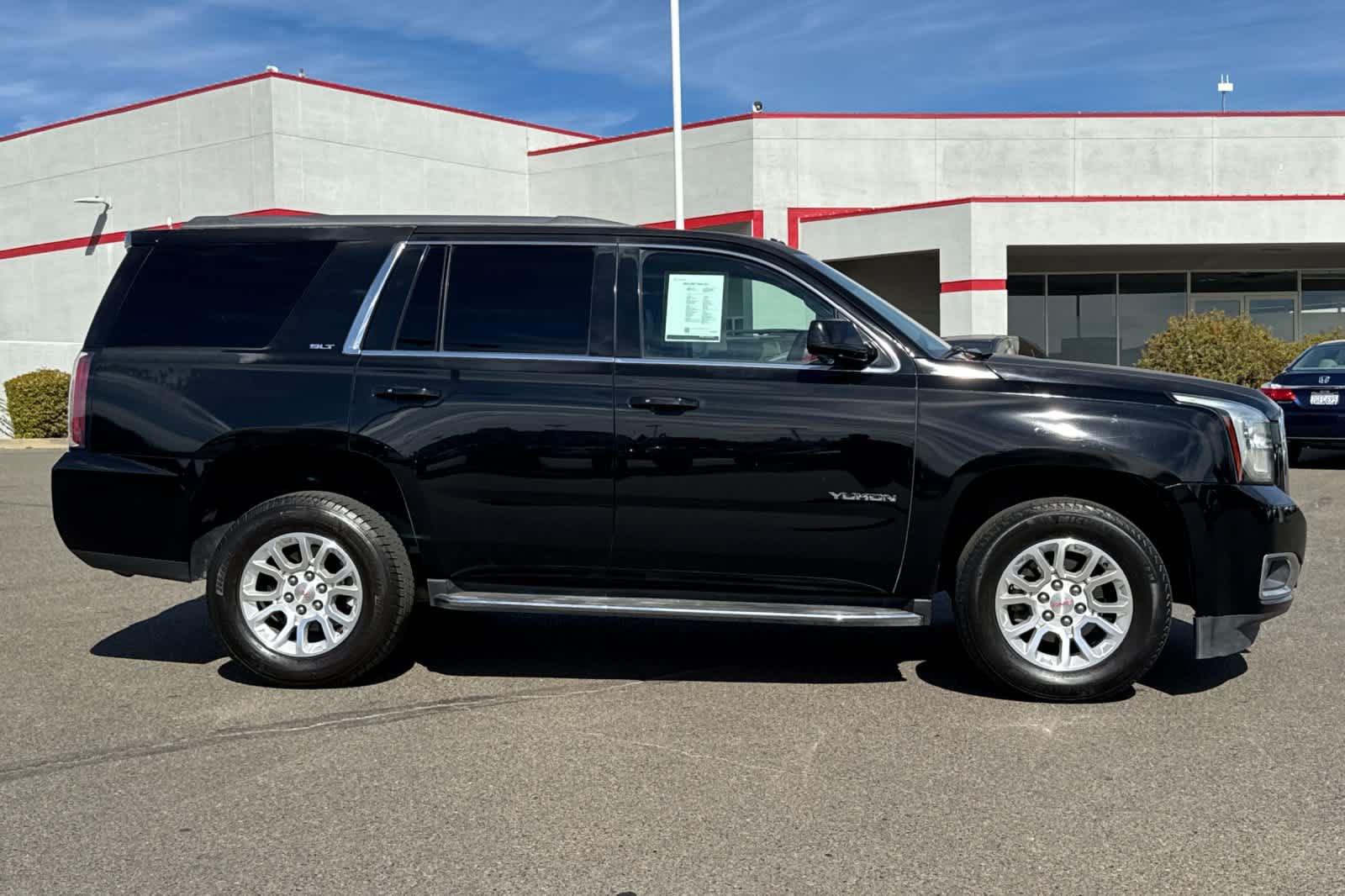 Used 2016 GMC Yukon SLT RWD image 6
