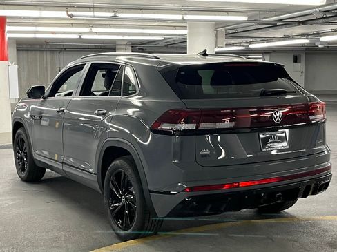New 2026 Volkswagen Atlas Cross Sport SEL R-Line image 5