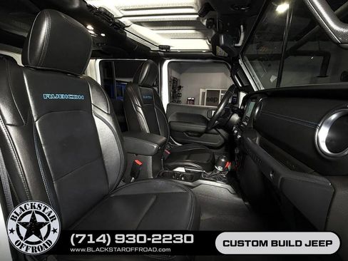 Used 2021 Jeep Wrangler Unlimited Rubicon 4xe w/ Steel Bumper Group AWD/4WD image 18