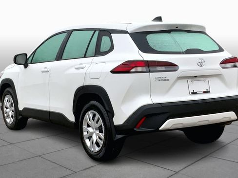 Used 2026 Toyota Corolla Cross L image 11