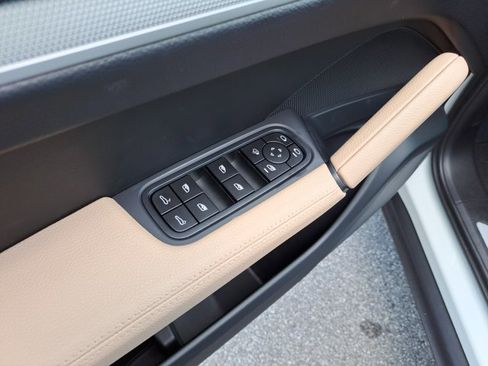 Certified 2024 Porsche Cayenne image 26