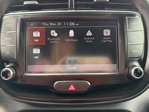 Used 2022 Kia Soul LX image 30