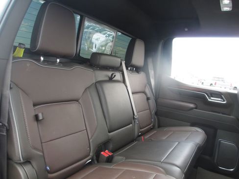 Used 2024 GMC Sierra 1500 Denali AWD/4WD image 28
