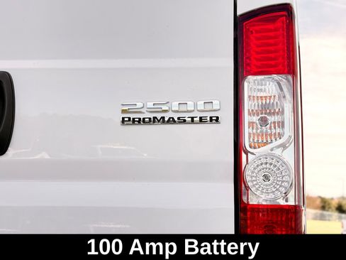Used 2024 RAM ProMaster 2500 w/ Convenience Group FWD image 10