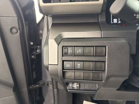 Used 2025 Toyota Tacoma SR5 image 30