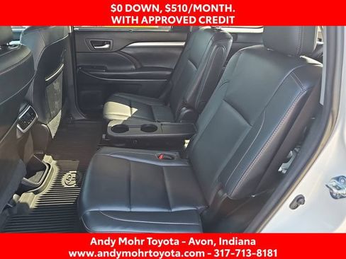Used 2017 Toyota Highlander XLE AWD/4WD image 11