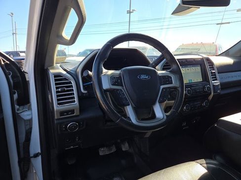 Used 2017 Ford F250 Lariat w/ Lariat Ultimate Package image 8