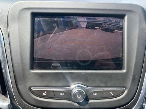 Used 2023 Chevrolet Equinox LT w/ LPO, Floor Liner Package AWD/4WD image 22
