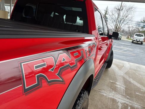 Used 2018 Ford F150 Raptor w/ Equipment Group 802A Luxury image 40