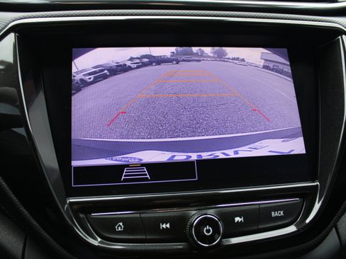 Used 2022 Chevrolet TrailBlazer LT w/ Convenience Package FWD image 23