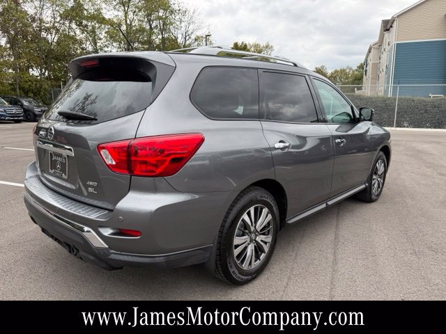 Used 2017 Nissan Pathfinder SL w/ SL Premium Package AWD/4WD image 8