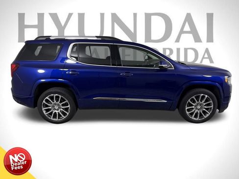 Used 2023 GMC Acadia Denali w/ Denali Ultimate Package image 2