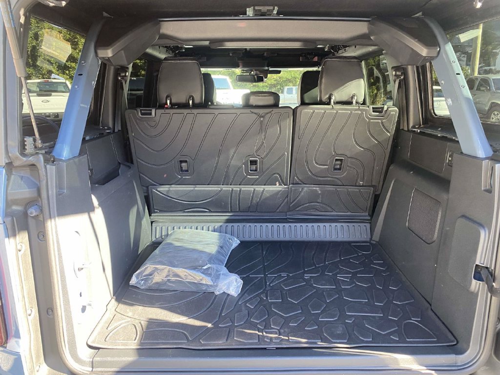 Used 2025 Ford Bronco Outer Banks AWD/4WD image 10